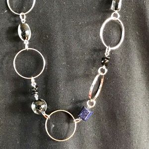 * must bundle to get $4 price* Black bead w silver hoops necklace (long)